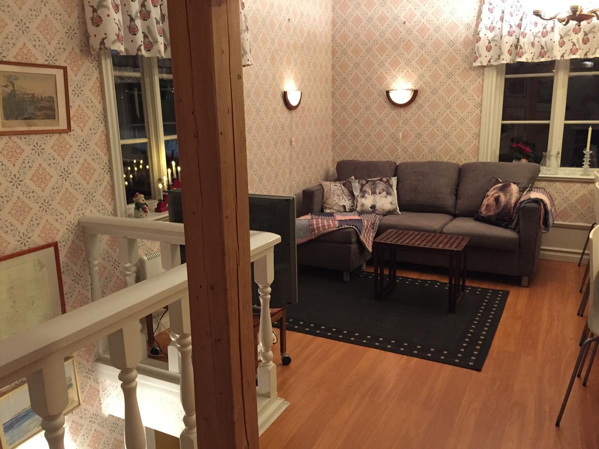 Gaestgivars Vandrarhem Och B&B Järvsö المظهر الخارجي الصورة